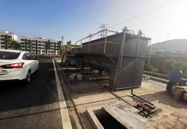 ʩ������