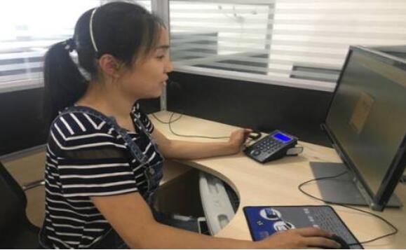 GREE廠家24小時人工服務熱線(中央格力空調閃綠燈怎么辦中央格力空調閃綠燈解決辦法)