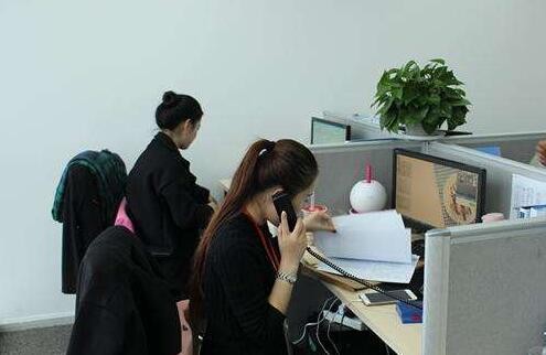 洗衣機敲筒是什么原因(洗衣機敲筒原因解析)
